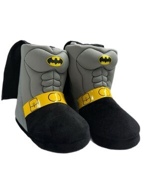 EUC DC Comics BATMAN Kid's Slippers Boots W/Capes Size 7/8 Black Yellow Gray